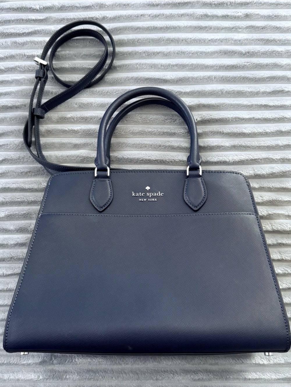 Kate Spade Midnight Blue crossbody / hand bag